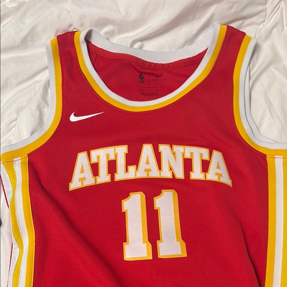 Nike Other - Nike Trae Young Atlanta Hawks Jersey
Size small